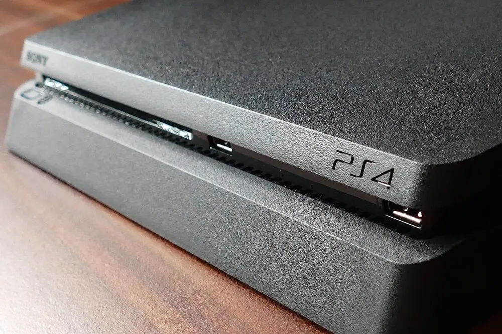 PS4 turns on by itself